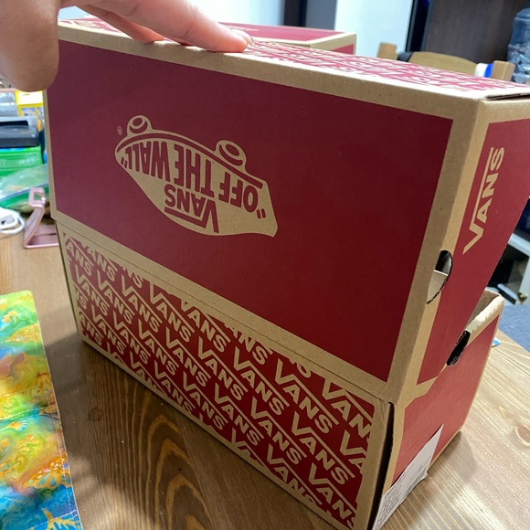 Vans Classic Slip on - Brown with Sherpa lining - Picture 2 of 6